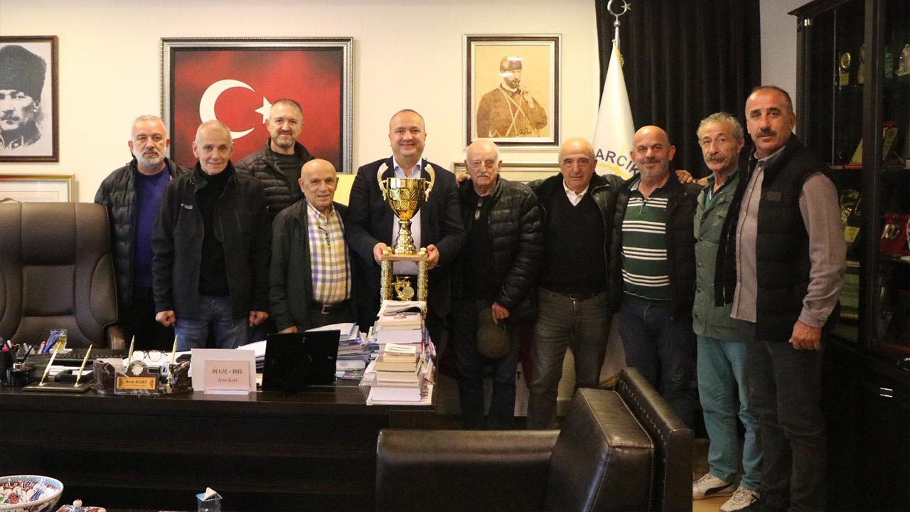 Yalova Cinarcik Belediye Baskan Antalya Masters Cup Turnuva Sampiyon Masterler (1)-1