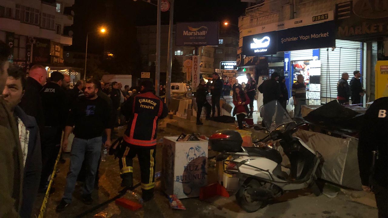 Yalova Cinarcik Tasliman Mahalle Tekel Bayii Aile Kundaklama Saldiri (5)