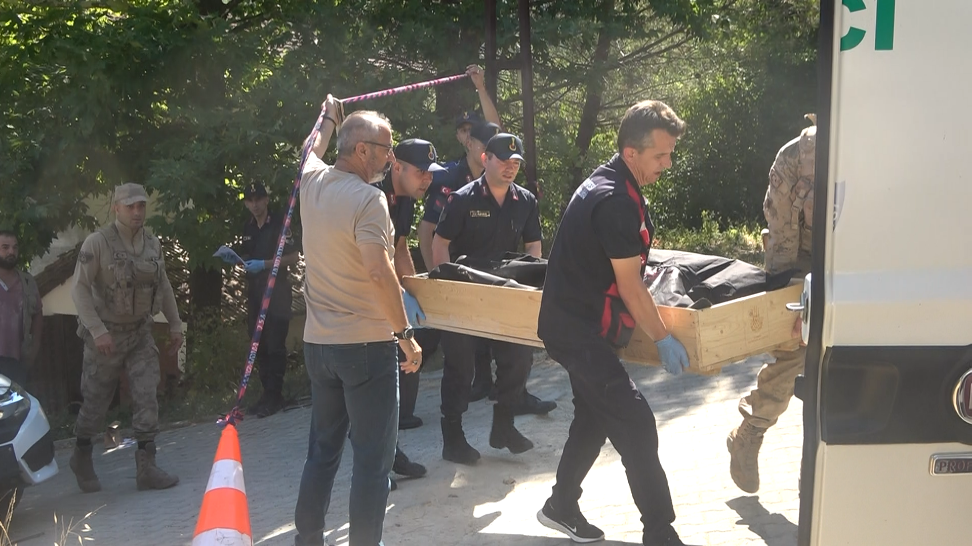 Yalova Esadiye Miras Kavga Kardes Olumm Muebbet Hapis Ceza Istem (1)