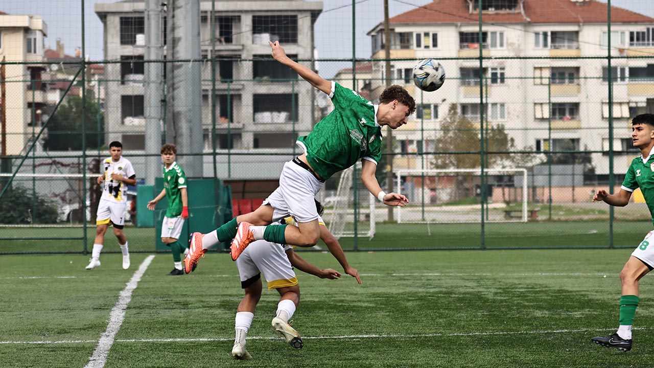 Yalova Fk Beyaz Anadoluspor U19 Gelisim Lig Maglubiyet (2)