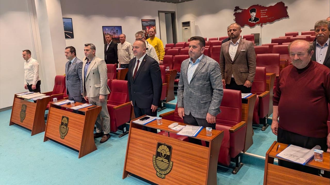 Yalova Kati Atik Birlik Kasim Toplanti Ciftlikkoy Cinarcik Kadikoy Subasi Esenkoy Tavsanli Kaytazdere Belediye Baskanlar (2)