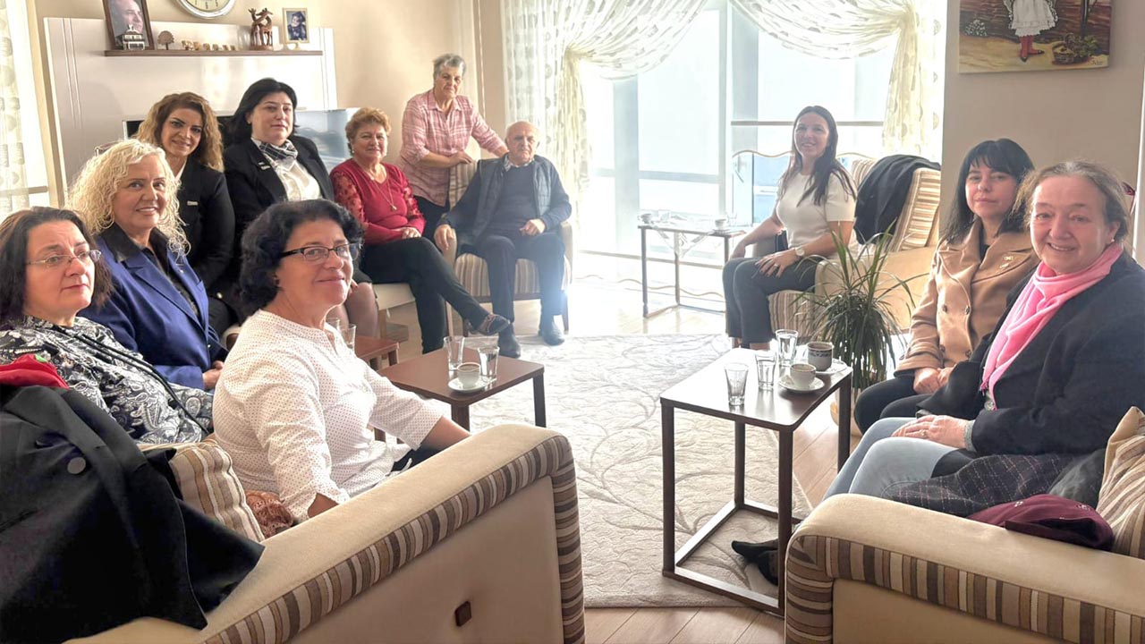 Yalova Kent Konseyi Kadin Meclisi 24 Kasim Ogretmenler Gunu Ziyaretler (3)