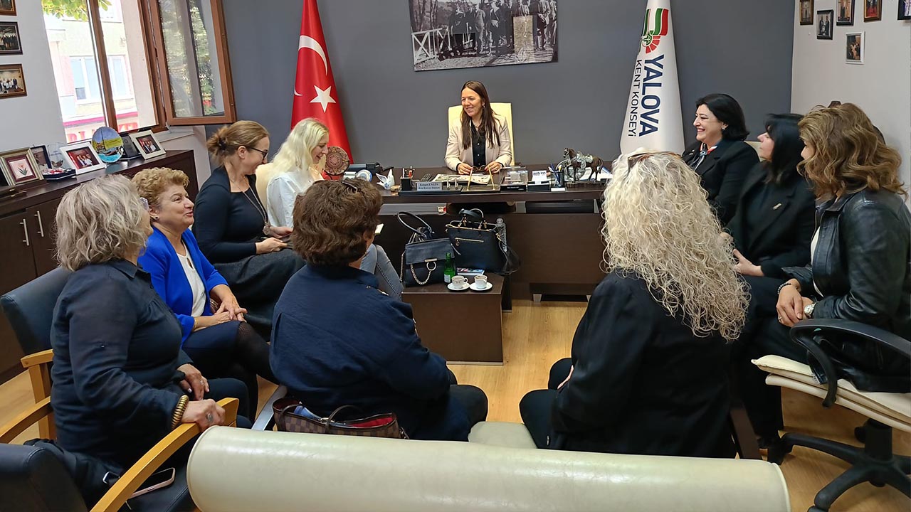 Yalova Kent Konseyi Kadin Meclisi Mimoza Ritim Grubu Isbirligi (1)