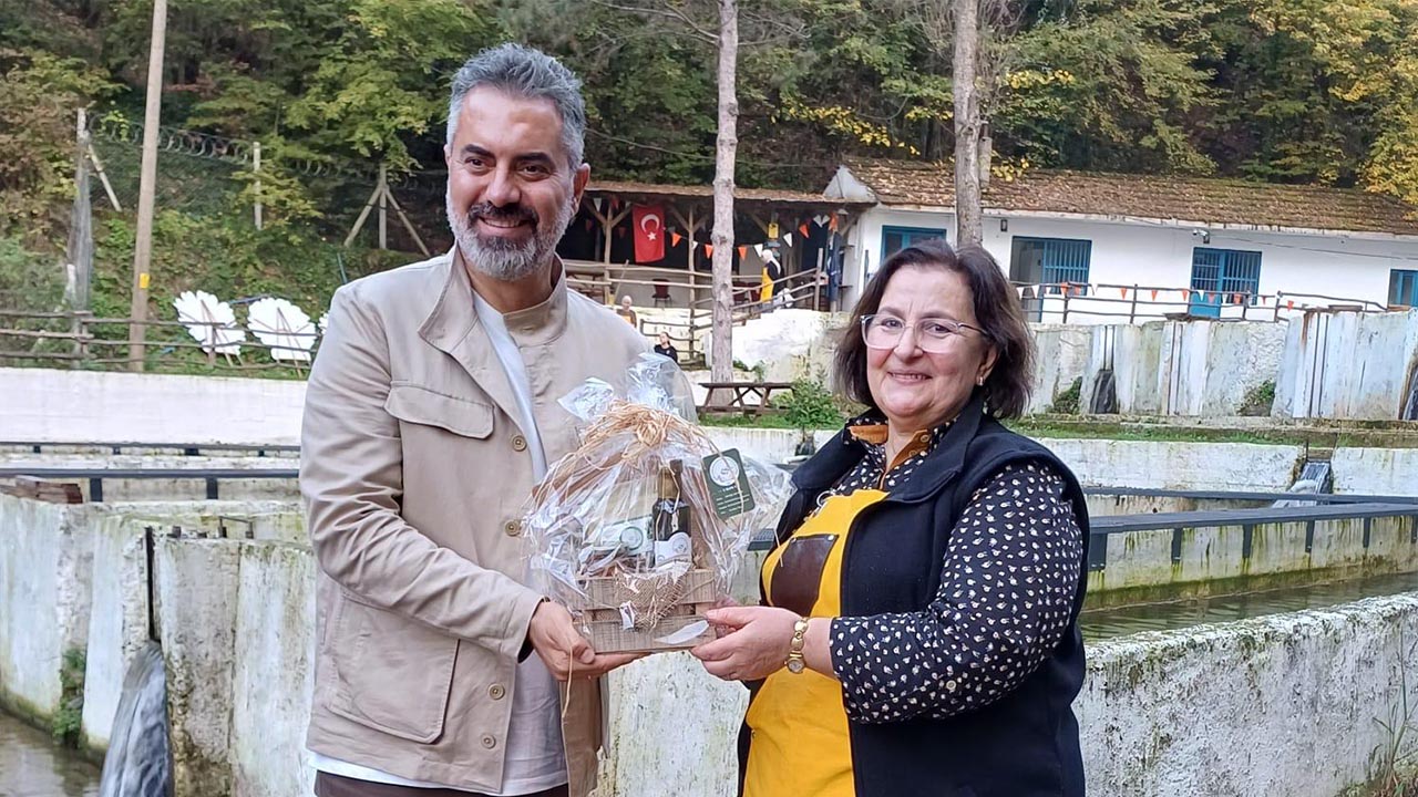 Yalova Kurtkoy Kadin Kooperatif Trt Lezzet Hikayeleri Pogram Cekim (2)