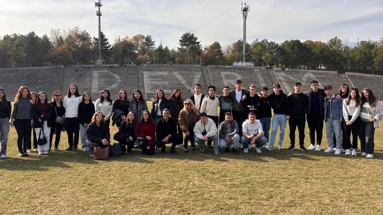 Yalova Ozel Birey Okullari Ogrenci Ogretmen Ankara Gezi Anitkabir Bilkent Odtu Ziyaret (3)