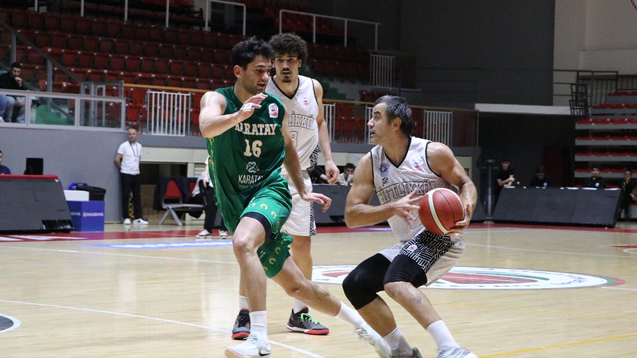 Yalova Tb2L Ciflikkoy Belediyespor Kartal Basketbol Lig Galibiyet (2)