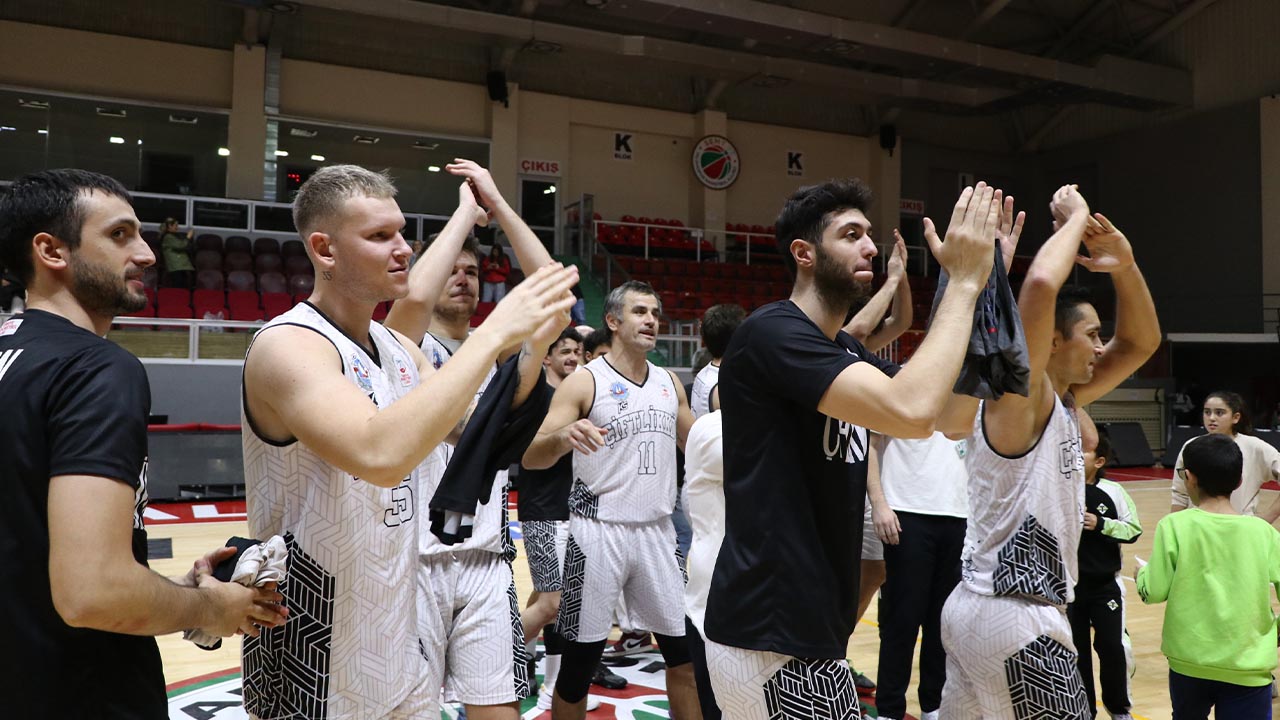 Yalova Tb2L Ciflikkoy Belediyespor Kartal Basketbol Lig Galibiyet (5)