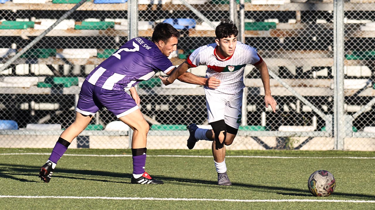 Yalova Turk Futbol Federasyon U19 Gelisim Lig Gebze Maglubiyet Fk (2)