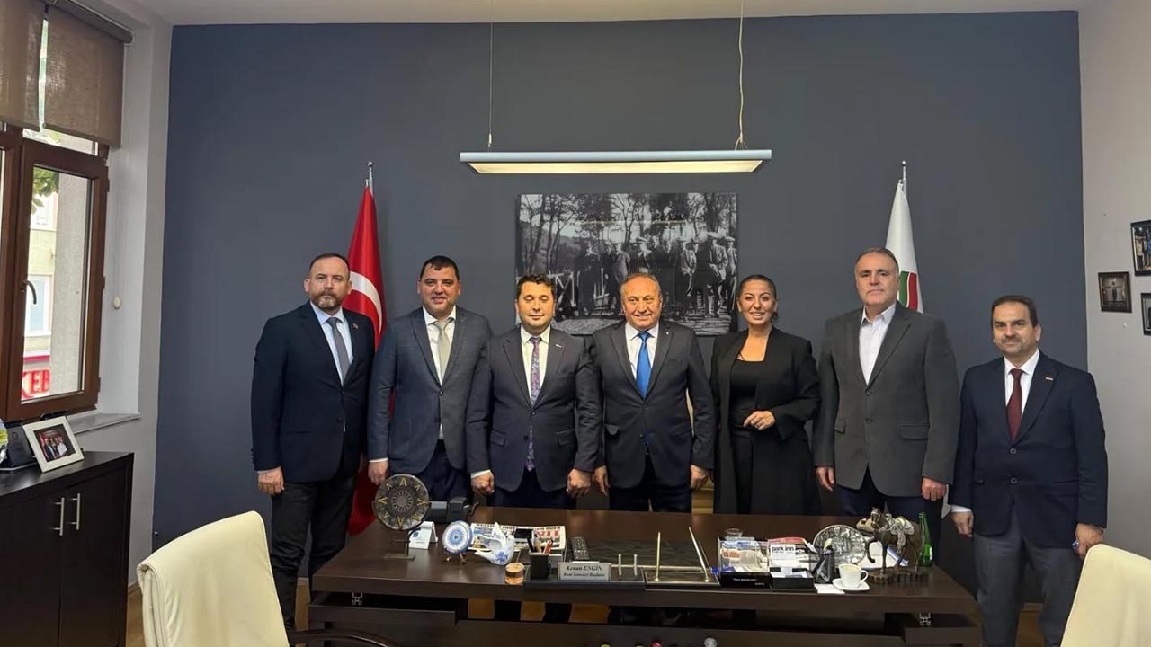 Yalova Turkiye Seyahat Acentalari Birlik Marmara Bolge Kent Konseyi Baskan Gorusme (2)