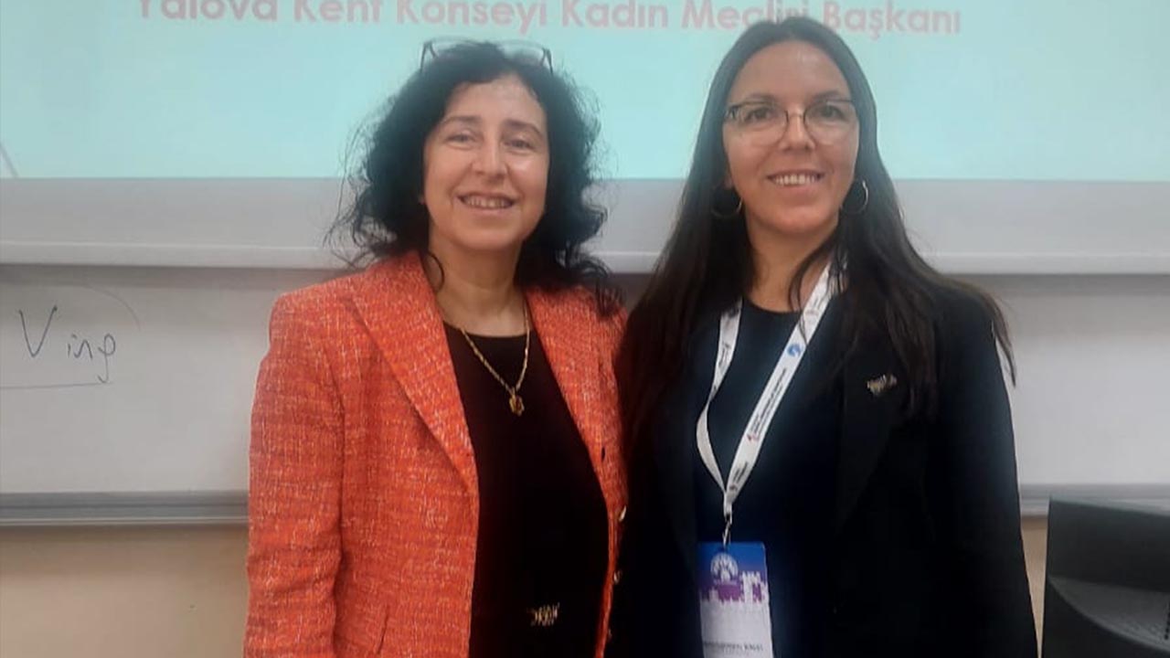 Yalova Universite Kent Konsey Kadin Meclis Baskan Sunum (2)