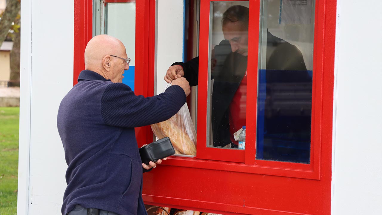 Yalova’da Halk Ekmek Satışı 621 Bin 553’E Ulaştı (3)