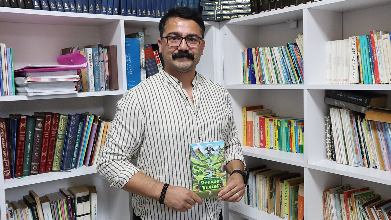 Yalova’nın Tarihini Fantastik Bir Yolculuğa Dönüştüren Öğretmen Murat Kırmızı (3)