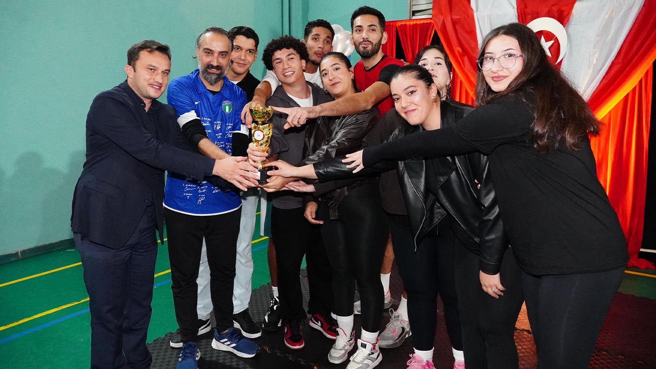 Armutlu Mem Şampiyon Oldu (2)