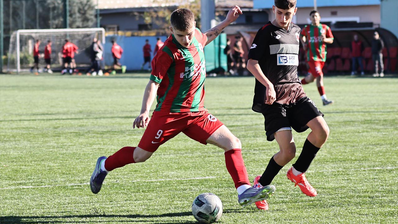 Bizim Gençler Şahane! (2)