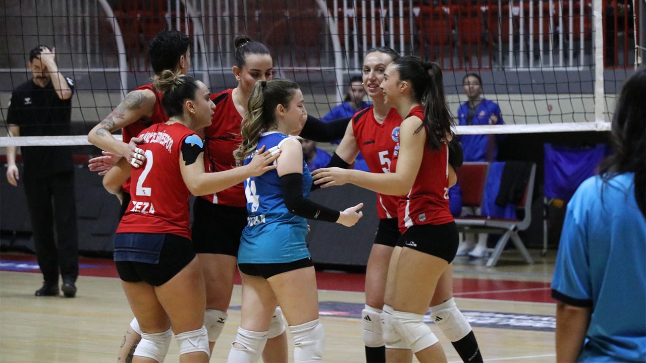 Çiftlikköy’ün Sultanları Hekimoğlu’na Set Vermedi (3 0) (5)