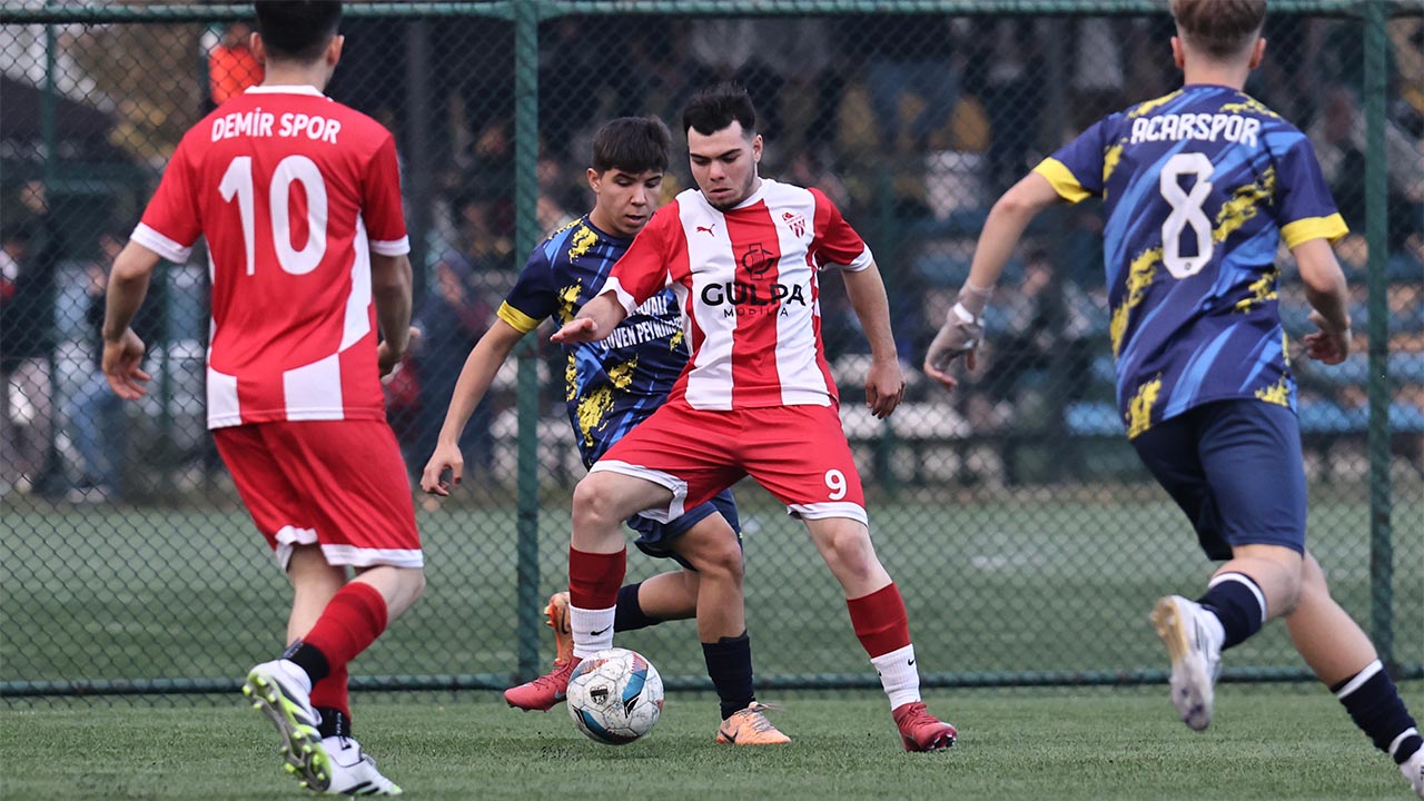 Demir Dört Dörtlük (1)