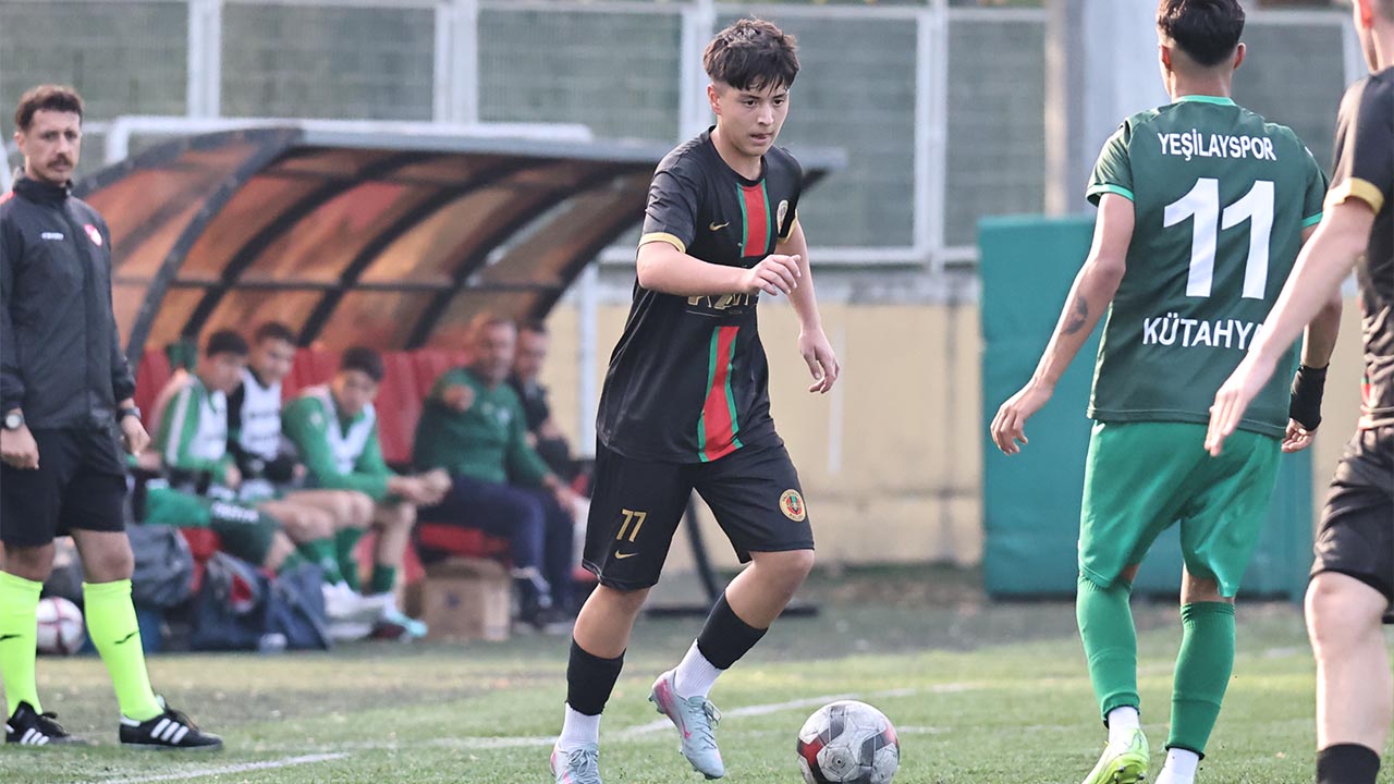 Gelişim Liglerinde Yalovaspor İçeride Yalovagücü Ve Yalova Fk Dışarıda (1)