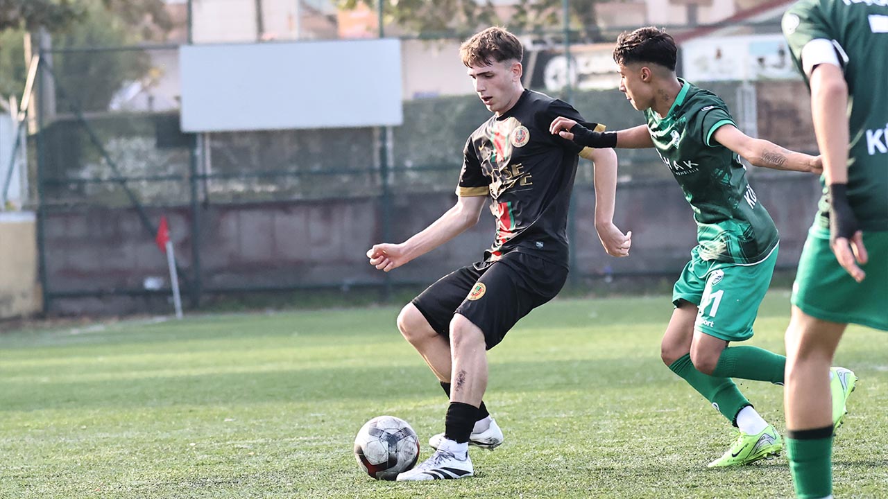 Gençler Yedi Bitirdi (3)