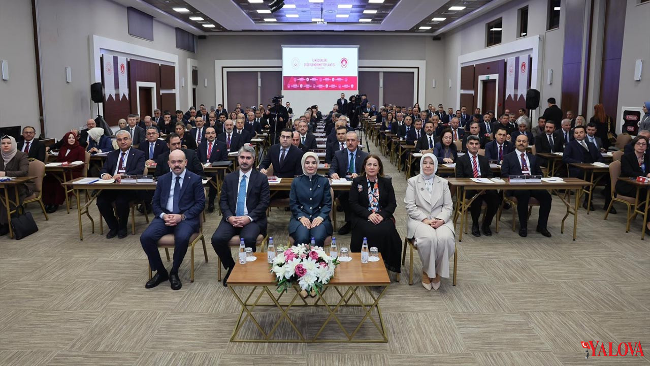 Aile Ve Sosyal Hizmetler İl Müdürleri Bir Araya Geldi (3)