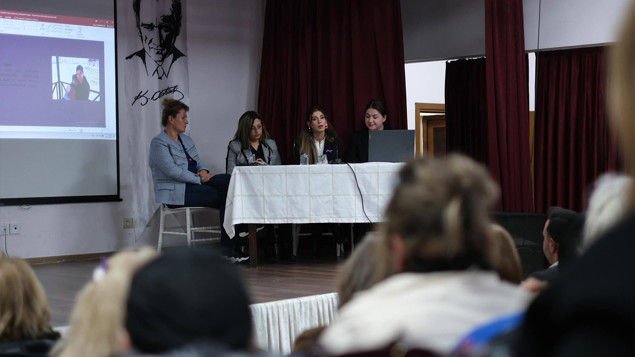 Chp Çiftlikköy’den Kadına Şiddete Karşı Güçlü Dayanışma Mesajı (6)