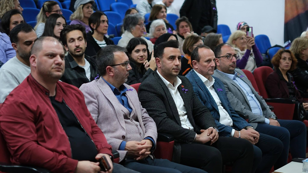 Chp Çiftlikköy’den Kadına Şiddete Karşı Güçlü Dayanışma Mesajı (7)