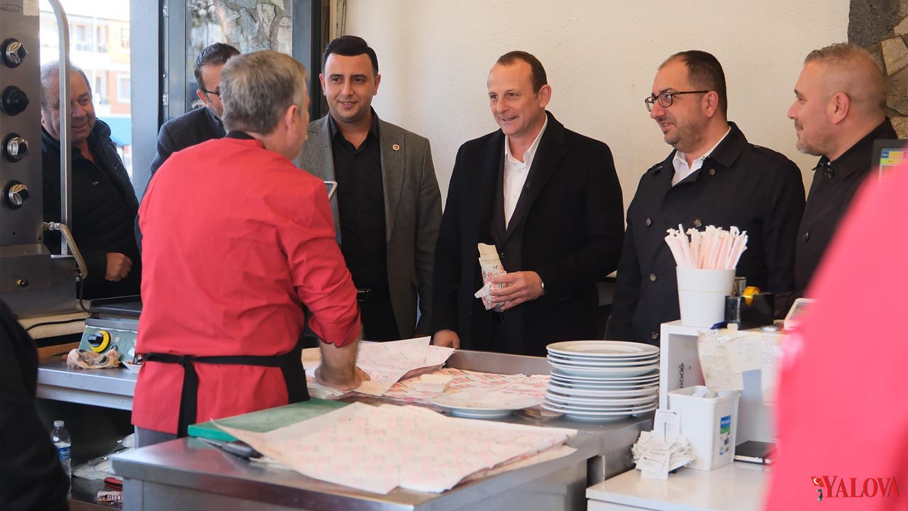 Chp Yalova İl Başkanı Doğancı’dan Çiftlikköy’de Esnaf Ziyareti (5)