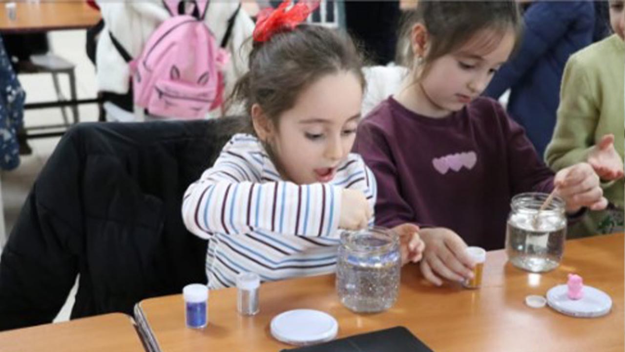 Çiftlikköy Belediyesi’nin Çocuklara Yönelik Keyifli Etkinlik (2)