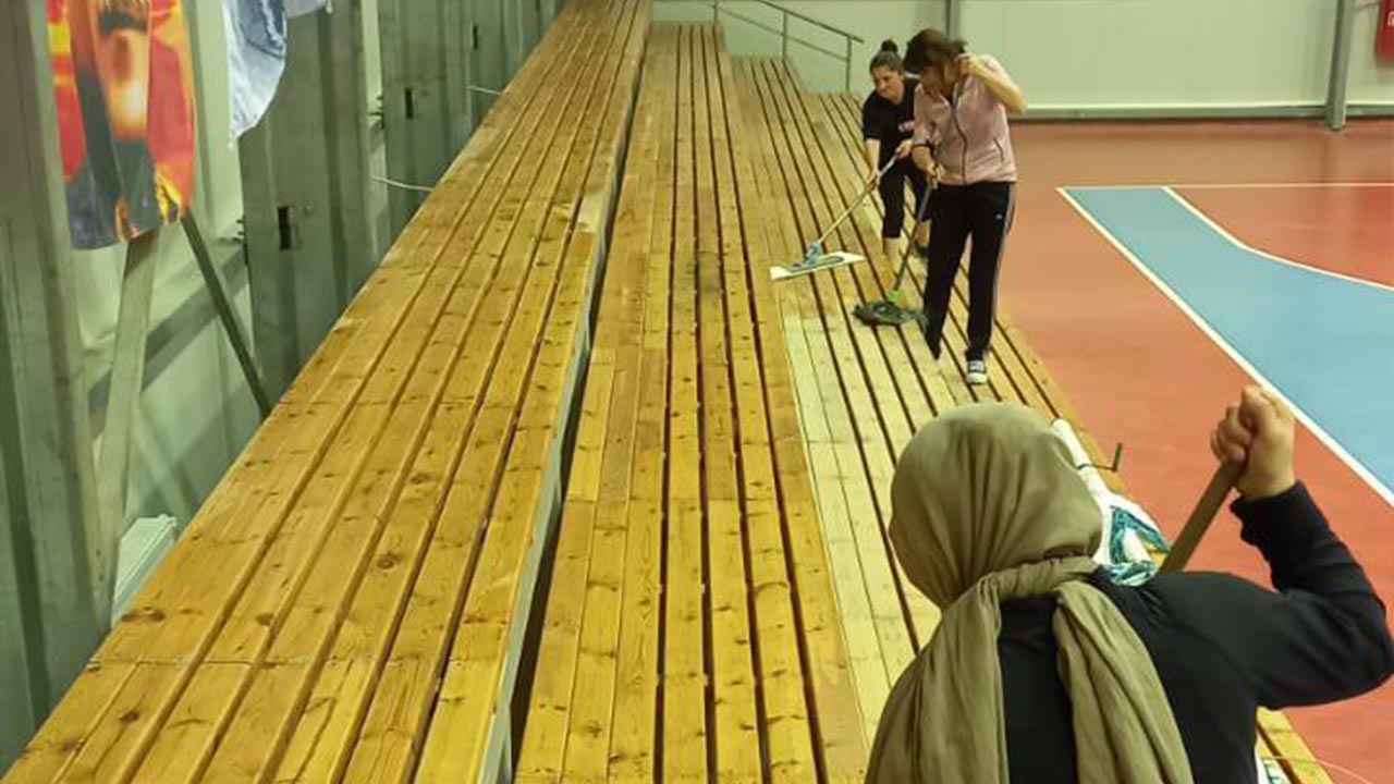 Esenköylü Hanımlardan Takdir Toplayan Davranış (1)