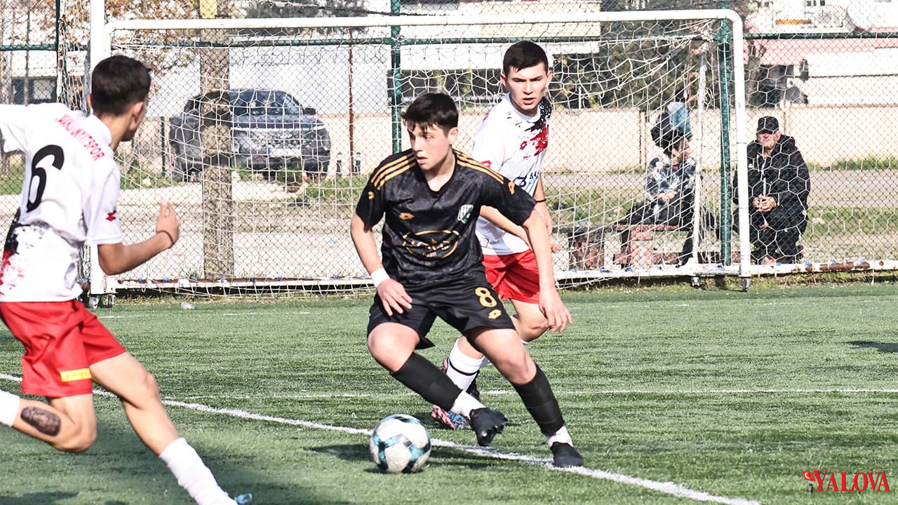 Fişi İlk Yarıda Çektik (3)