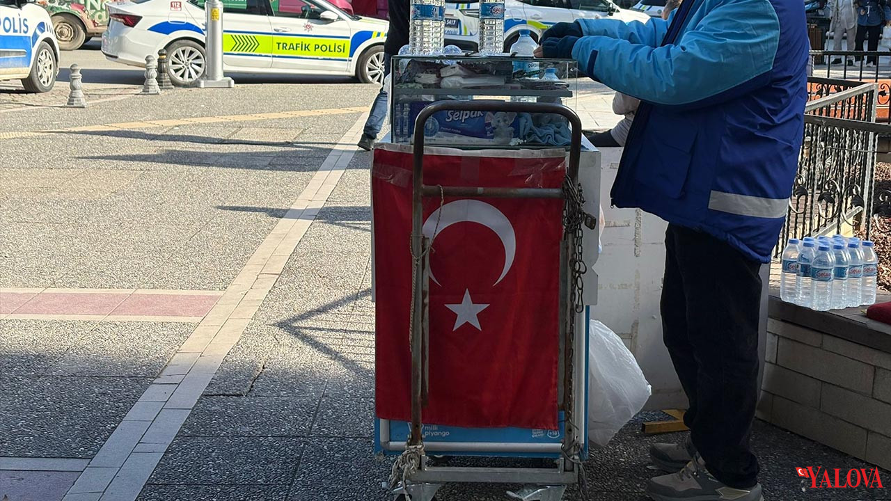 Şanlı Türk Bayrağımızla Şehitlere Rahmet, Teröre Lanet (3)
