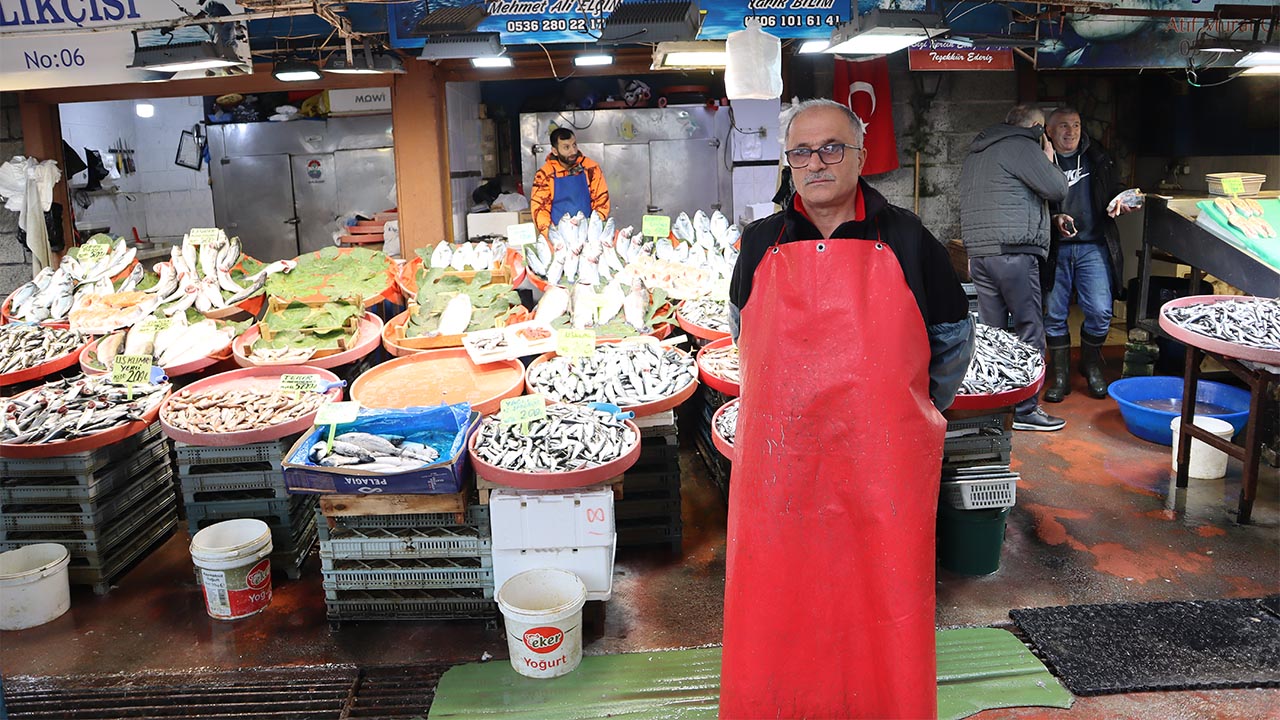 Yalova Merkez Balik Pazar Avcilik Sezon Hamsi Bolluk Fiyatlar Talepler Haber (1)