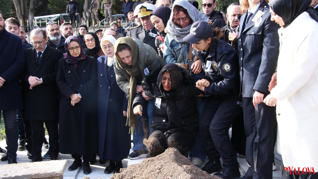 Yalova Polis Sehit Cenaze Toren Defin (1)
