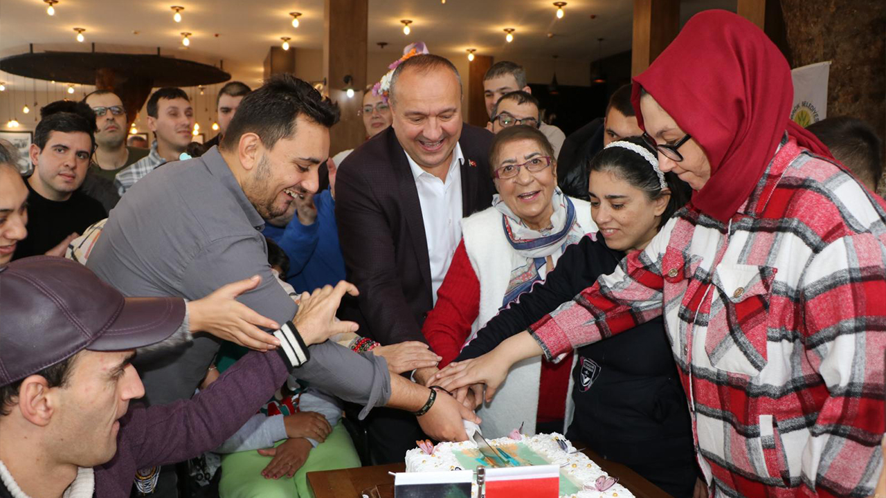 Çinarcik’ta Engelli̇ler Günü Kutlandi (5)