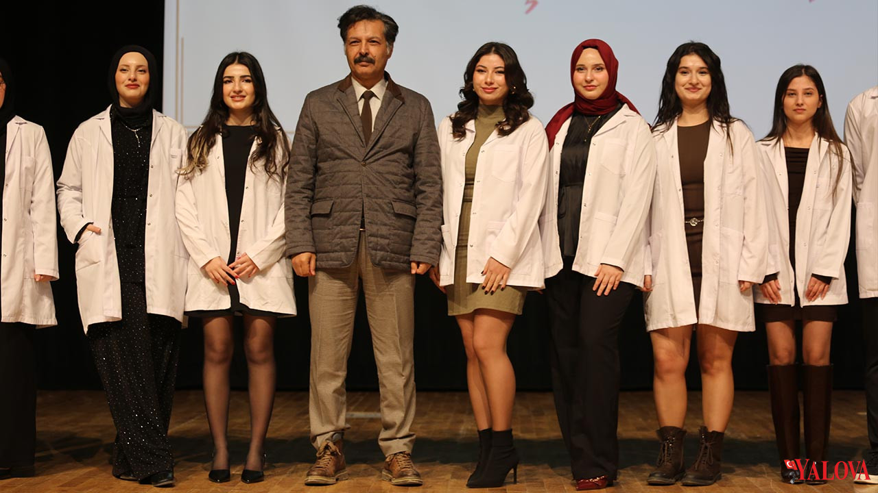 Yalova Fizyoterapi Tip Universite Onluk Toren Egitim Mezuniyet Mezun (4)