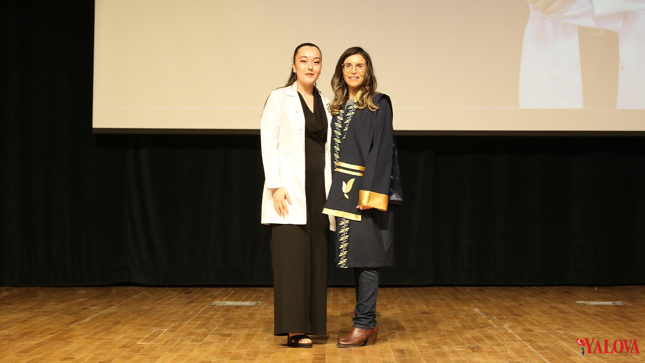 Yalova Fizyoterapi Tip Universite Onluk Toren Egitim Mezuniyet Mezun (5)