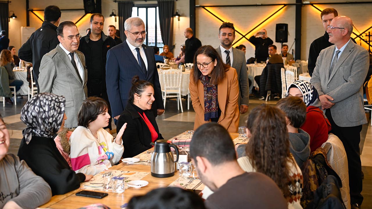 Yalova Alime Pasa Ozel Egitim Okul Engelliler Gunu Program (4)