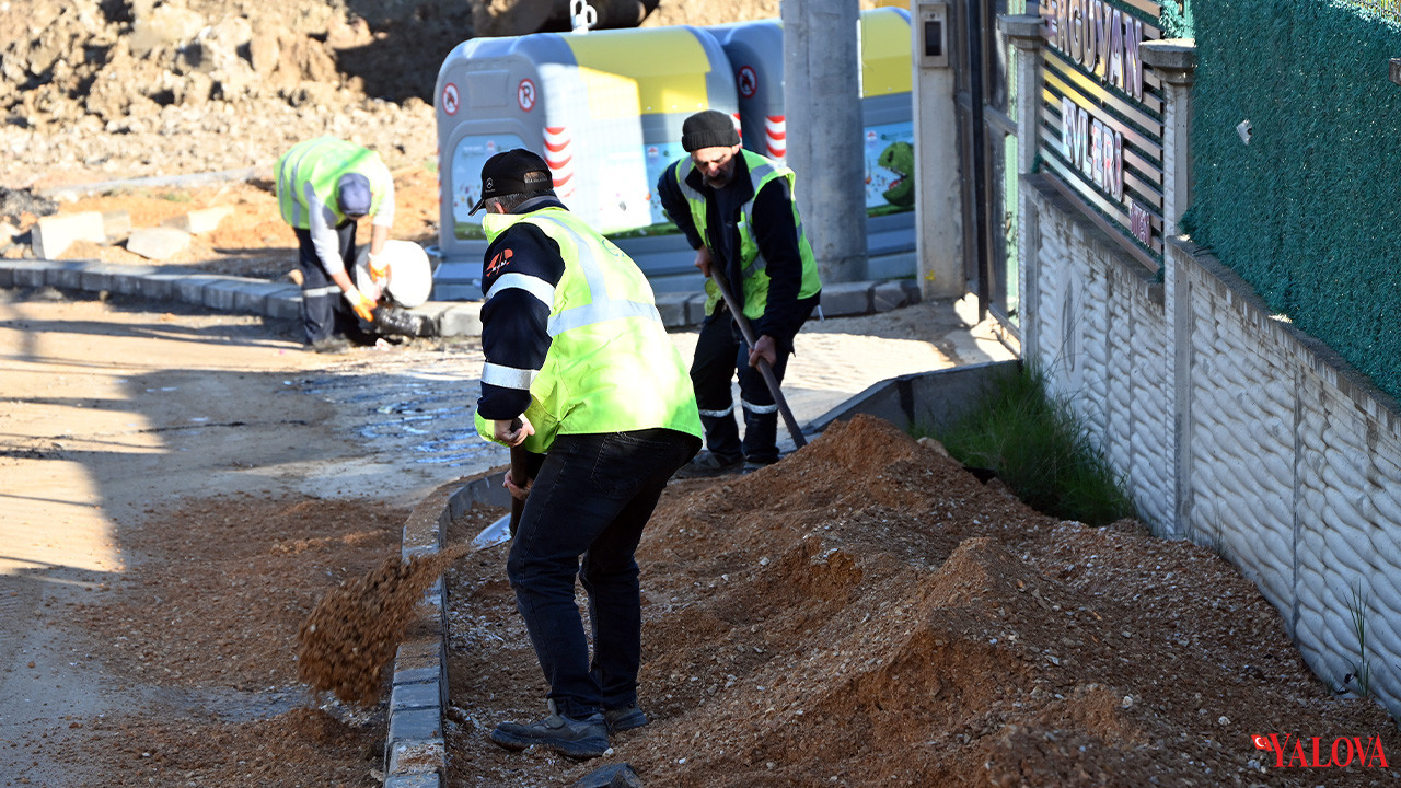Yalova Belediyesi Ekipler Mustafakemalpasa Asfalt Calisma (4)