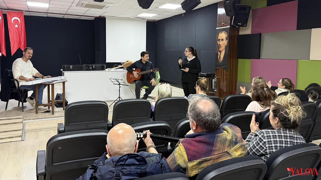 Yalova Belediyesi Modern Folk Muzik Topluluk (3)