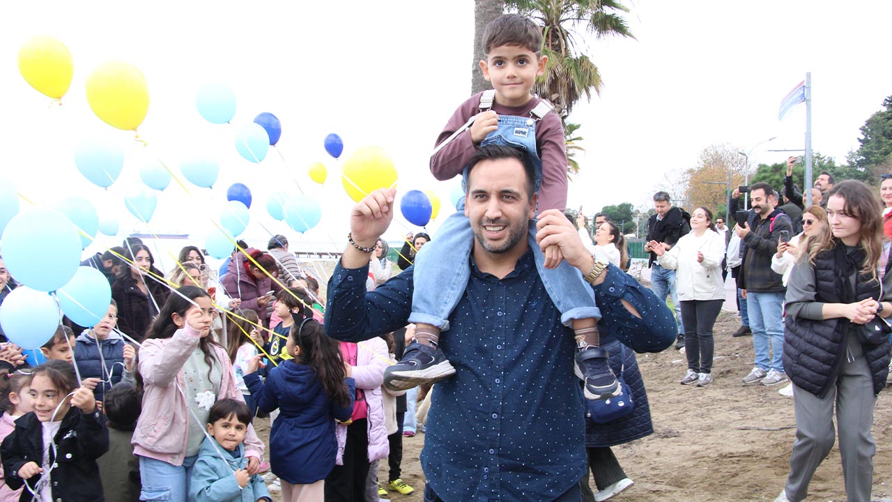 Yalova Dmd Kas Hastasi Uras Yardim Kutlama Balon Ucurma (4)