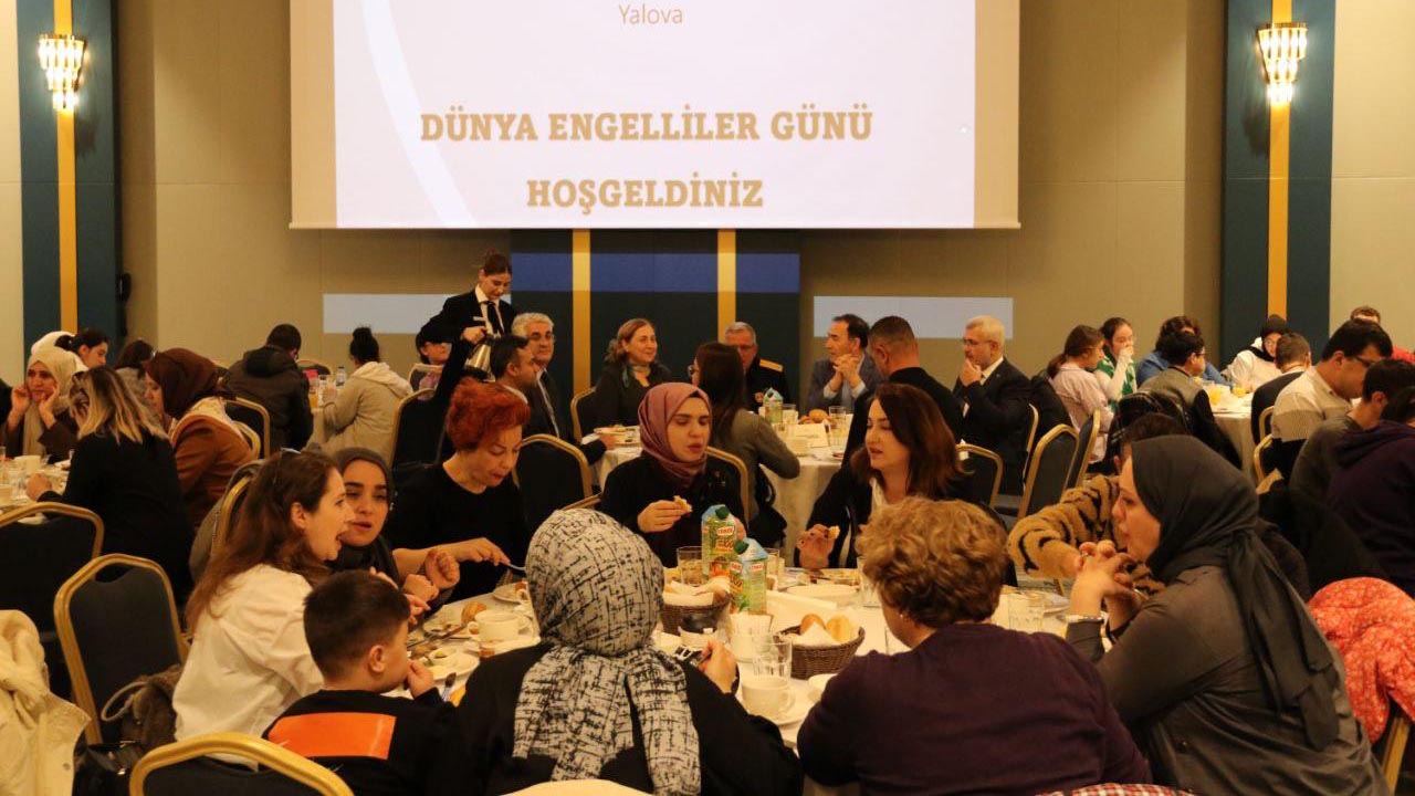 Yalova Il Milli Egitim Mudurluk Crowne Plaza Engelliler Gunu Kutlama Kahvalti Ozel Bireyler (3)