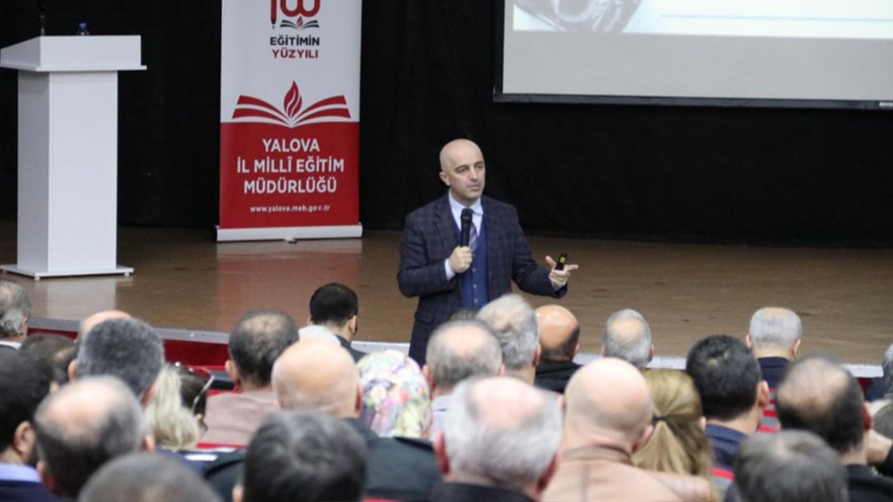 Yalova Il Milli Egitim Mudurluk Yazar Okumalar Program (4)
