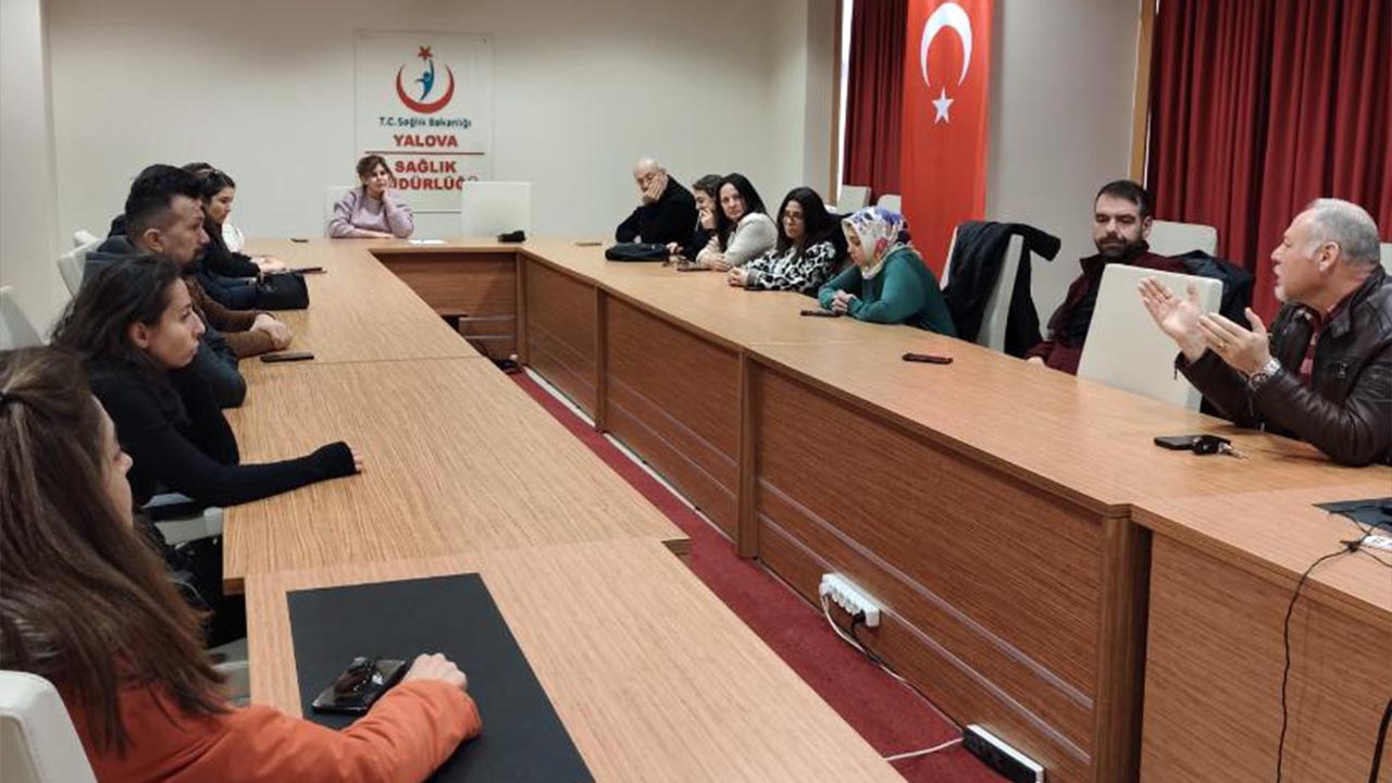 Yalova Il Saglik Mudurluk Bagimlilik Mucadele Toplanti (2)