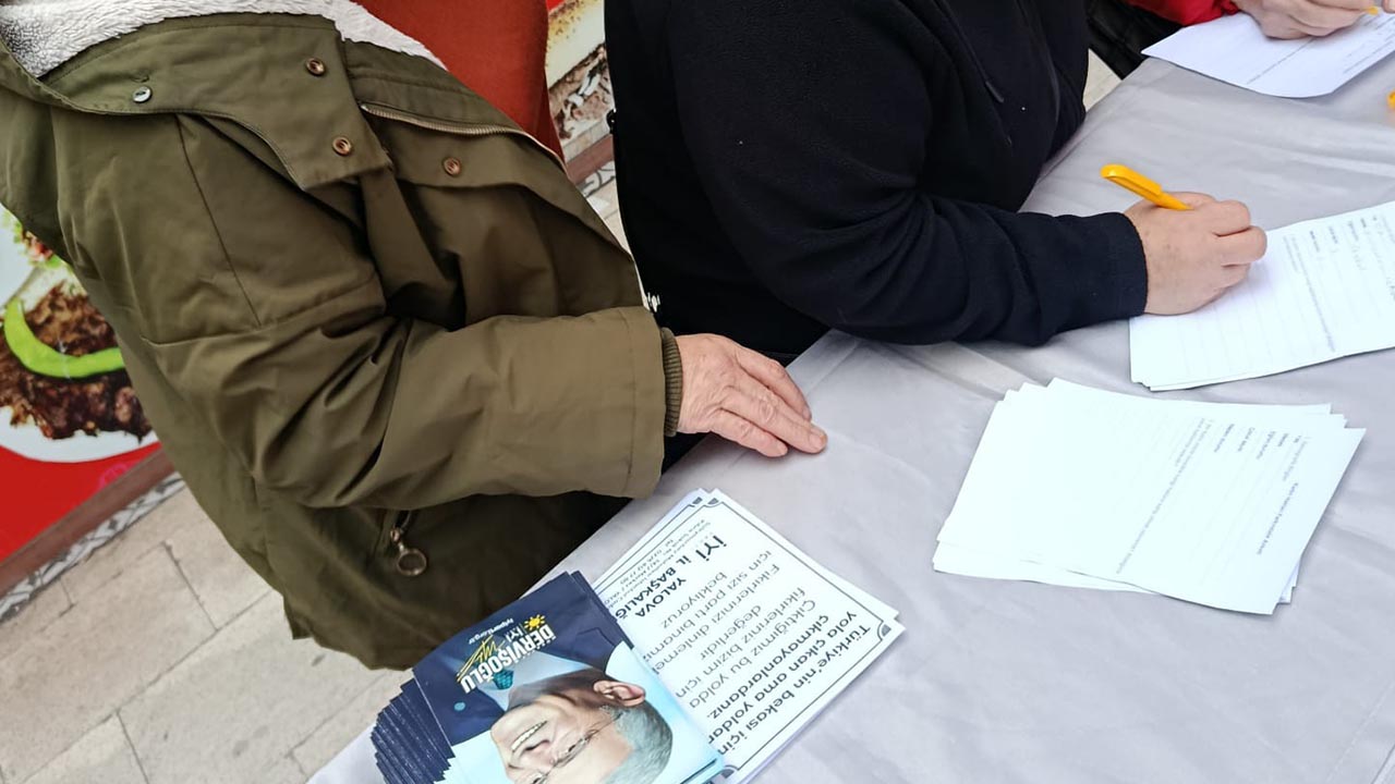 Yalova Iyi Parti Il Baskanlik Merkez Ilce Kadin Aile Anket Vatandas Calisma (2)