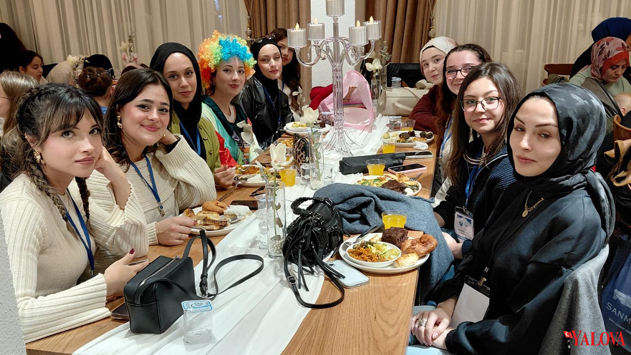 Yalova Kent Konseyi Kadin Meclisi Fenilketonuri Yil Sonu Etkinlik Pku Hasta Cocuklar Aileler (2)