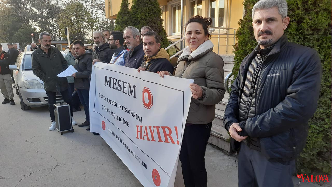 Yalova Milli Egitim Bakanlik Meslek Egitim Merkezi Emek Demokrasi Gucler Protesto Aciklama (2)