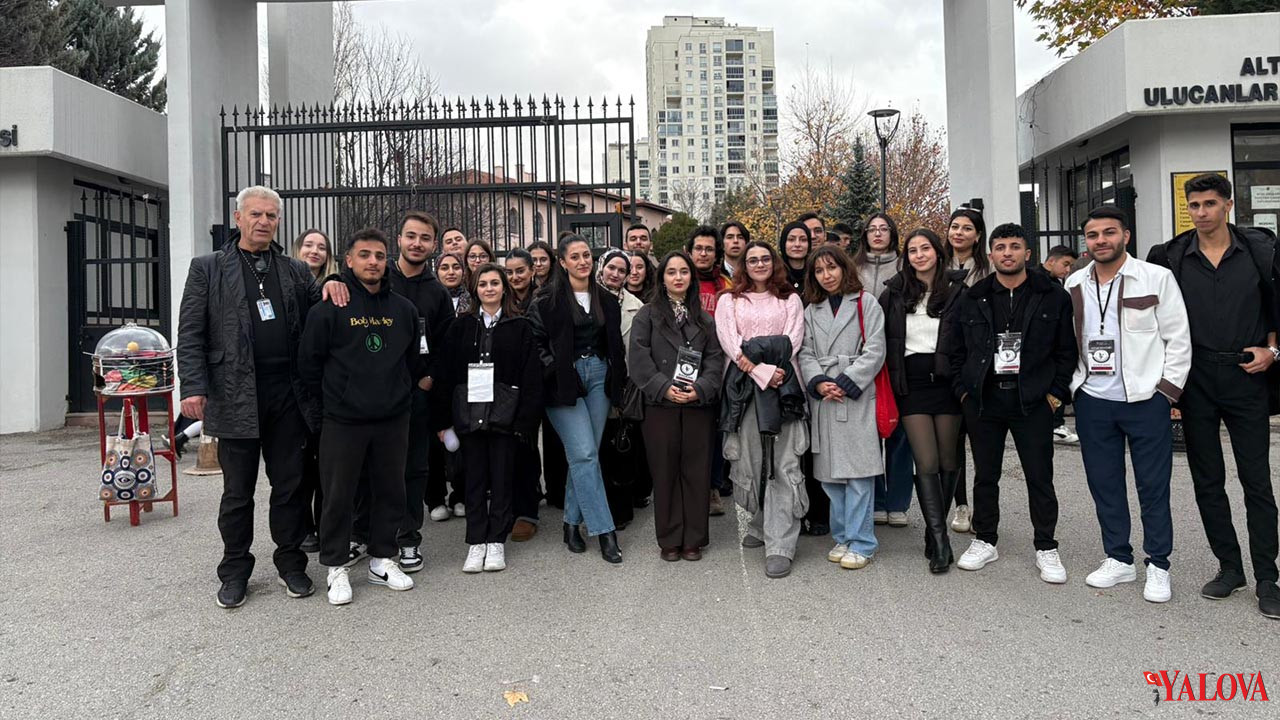Yalova Universitesi Kitap Kulubu Ankara Gezisi (5)