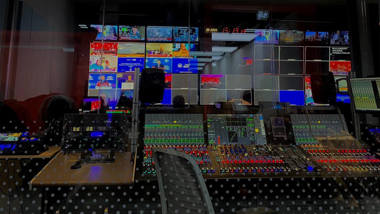 Yalova Universitesi Medya Iletisim Bolumu Turkuvaz Grup Ziyaret Teknik Gezi (3)