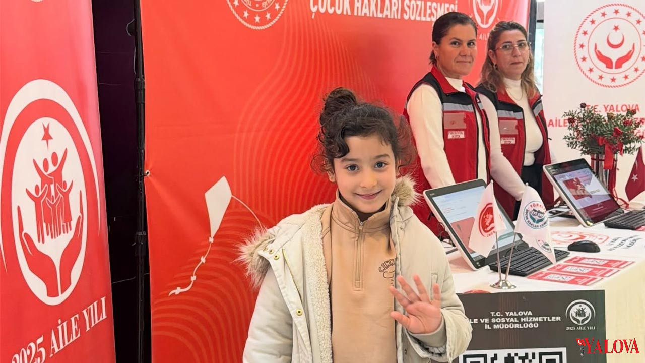 Yalova’da “Dijital Dünyada Çocuk Hakları” İçin İmza Kampanyası (1)