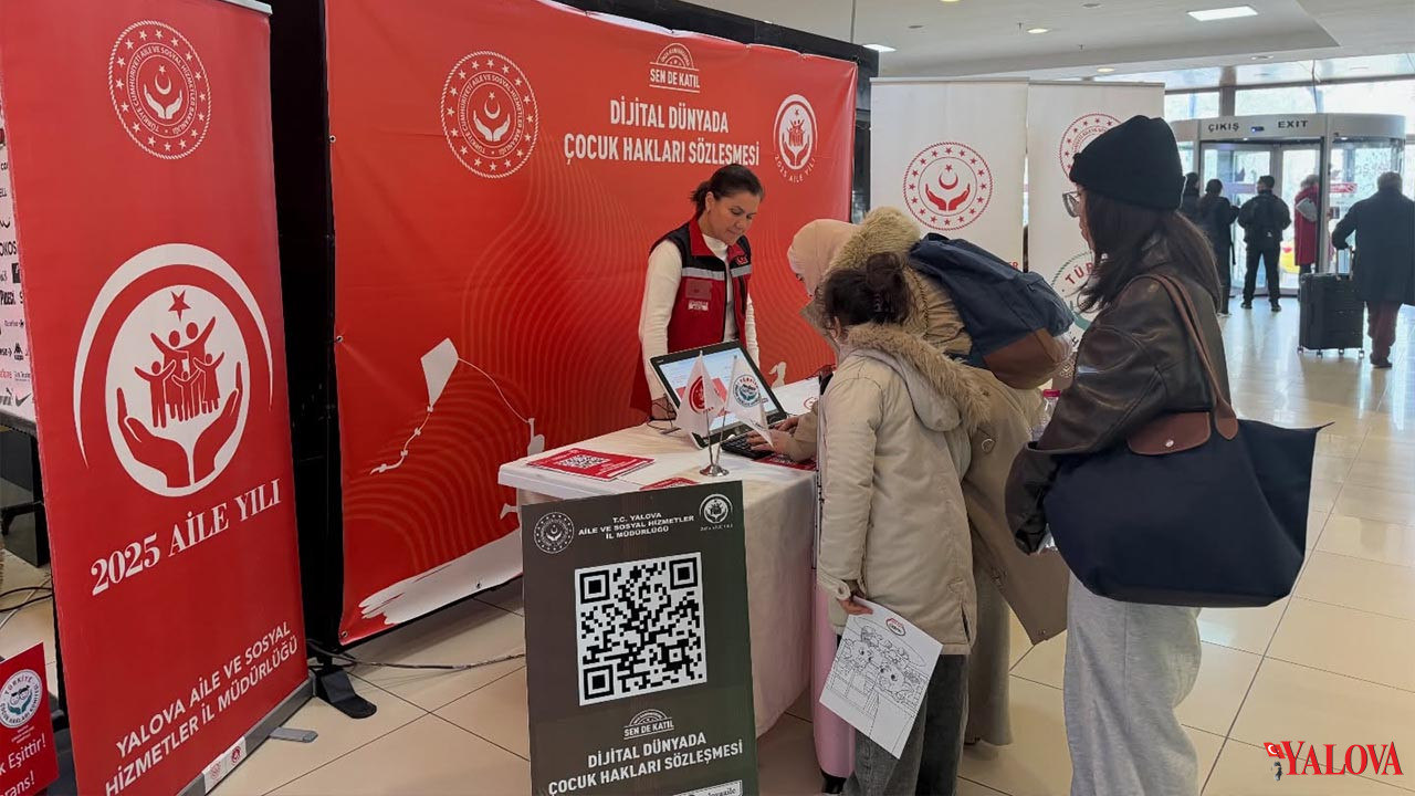 Yalova’da “Dijital Dünyada Çocuk Hakları” İçin İmza Kampanyası (2)