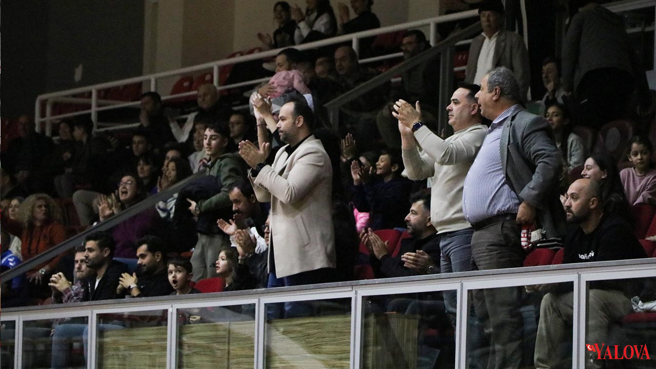 Çiftlikköy’ün Sultanlarının Muhteşem Oyunu Galibiyete Yetmedi (1 3) (9)